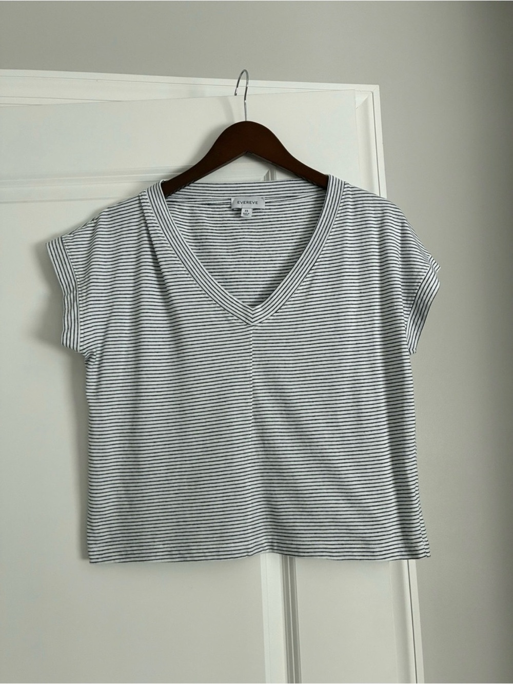 Evereve White/Black Striped Cap Sleeve Tee